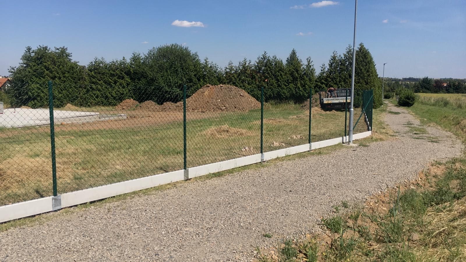 Jak vznikaji plotova pole na miru od zamereni po montaz 2 Jak vznikaji plotova pole na miru od zamereni po montaz 2